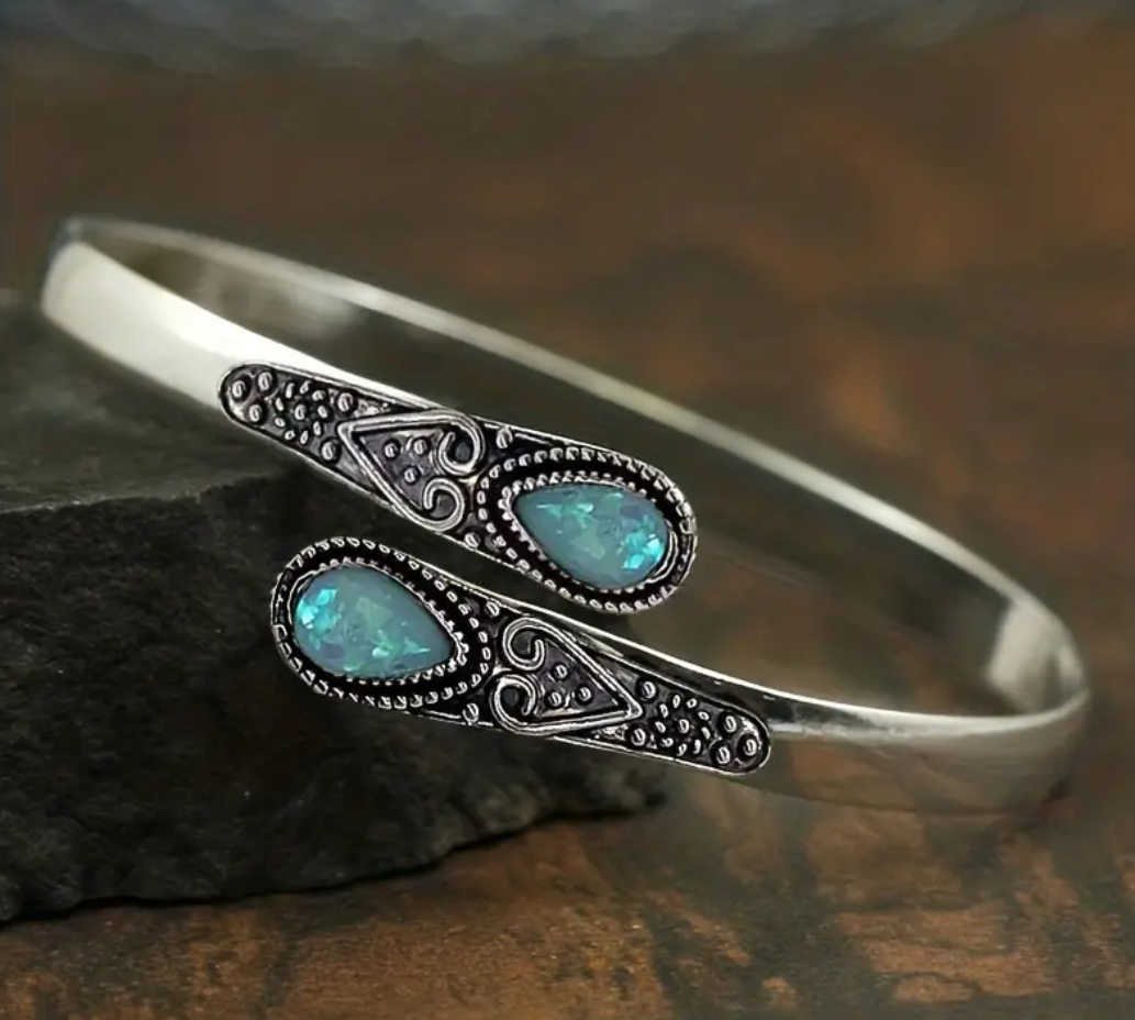 ✨ Trendy Silver Celestial Agate Bangle Bracelet – Retro Adjustable Healing Jewelry 🌙💙