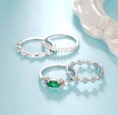 💚 4pcs Elegant Green Zirconia Silver Stacking Rings Emerald Irish St Patrick's Day💍✨