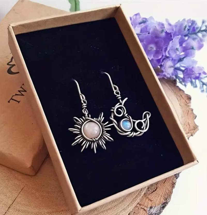 ☀️🌙 Sun & Moon Dangle Earrings – Hippy Boho Celestial Jewelry ✨🌌