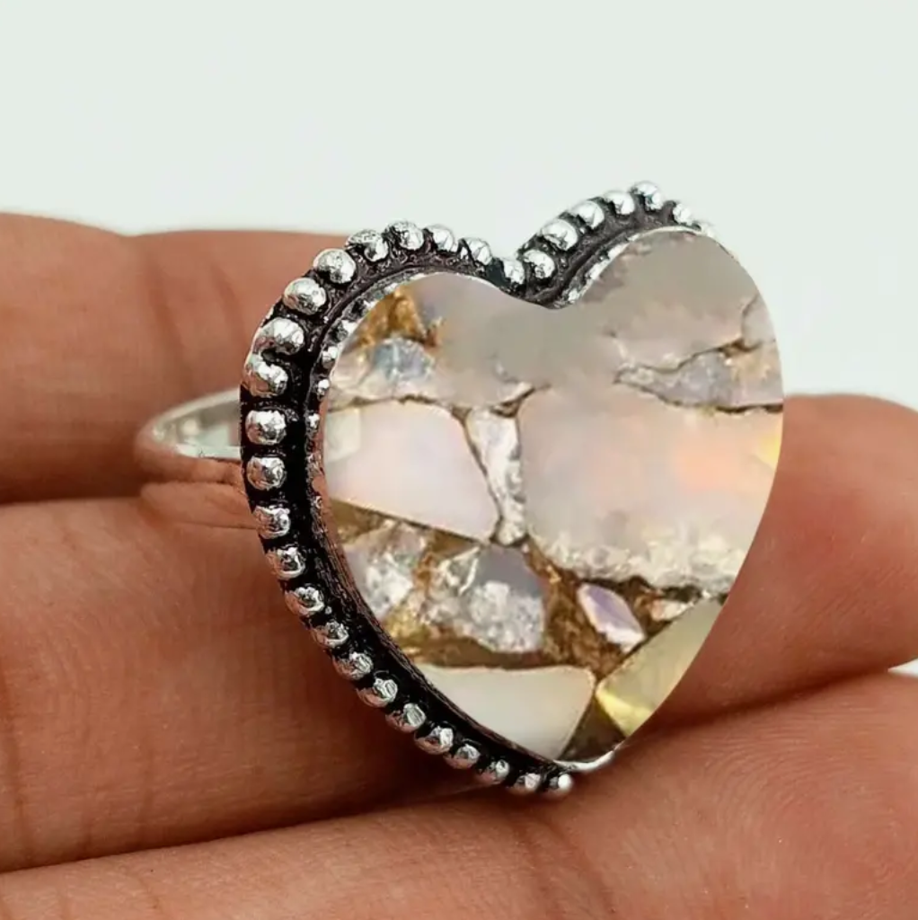 💖 Striking Boho  1/2" Heart Ring – Copper Color Like Opal & Silver-Plated ✨